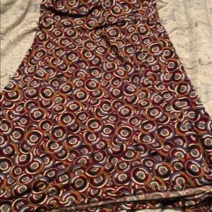 LuLaRoe extremely comfortable flowy skirt